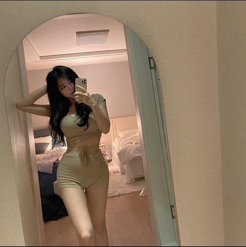 민지